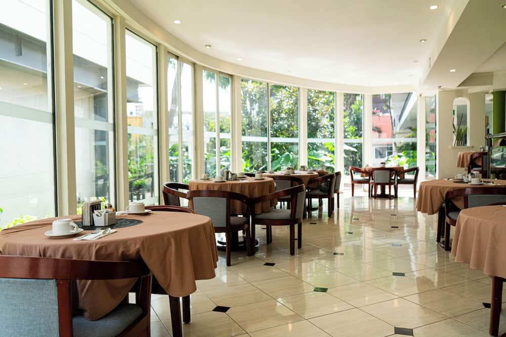 Hotel Ronda Minerva - גוואדאלחארה - מסעדה