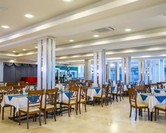 Korat Hotel - Nakhon Ratchasima - Restaurant