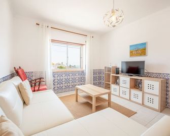 GuestReady - Floral Ericeira residence - Ericeira - Sala de estar