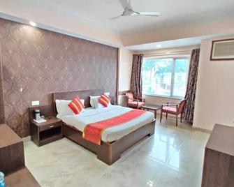 Hotel Anurag Katra - קטרה - חדר שינה