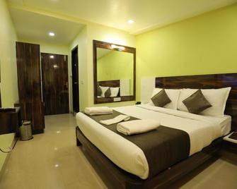 Krushnai Resort - Lonavala - Bedroom