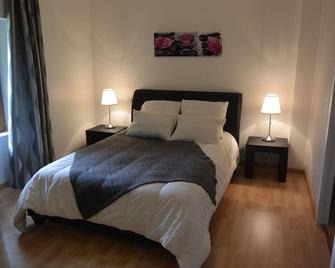 Charming house in the heart of Sancy Valley. - Saint-Sauves-d'Auvergne - Habitación