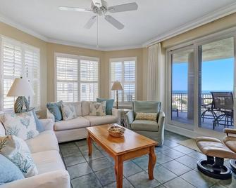 Oceanfront | Luxury Ocean Place Condo | Breathtaking Views from Private Balcony - Fernandina Beach - Living room