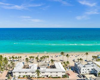 Neptune Oceanfront Rentals - Hollywood - Ranta