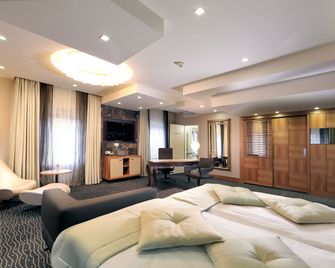 Hotel St.Gotthard - ציריך - חדר שינה