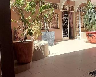Auberge Le Baobab - Saly - Hol