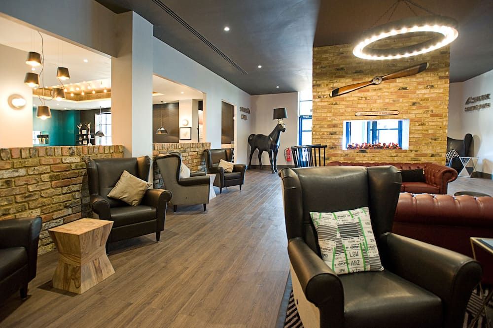 ساندمان سيجنتشر لندن جاتويك هوتل