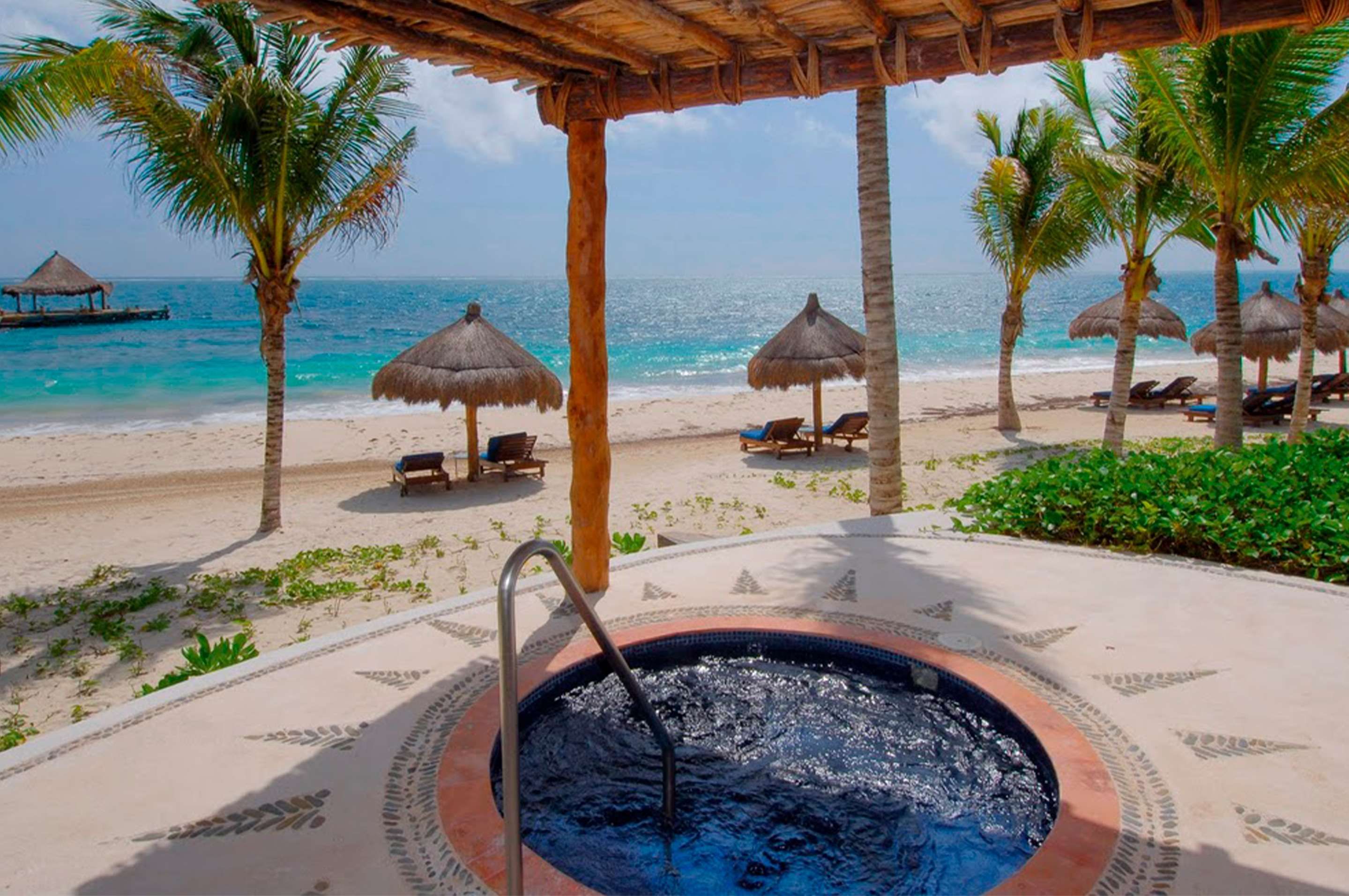 Desire Riviera Maya Pearl Resort - Couples Only from $49. Puerto Morelos  Hotel Deals & Reviews - KAYAK