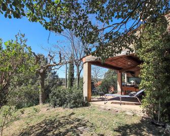 Lovely home in Fox Amphoux with kitchen - Fox-Amphoux - Patio