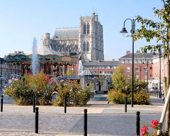 ibis budget Abbeville - Abbeville - Building