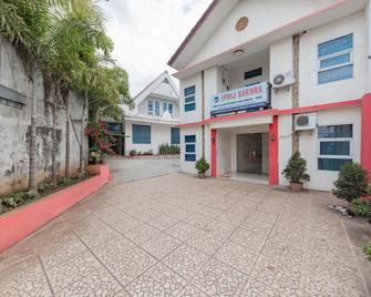 OYO 1370 Sudirman Guesthouse Syariah - Garut - Building