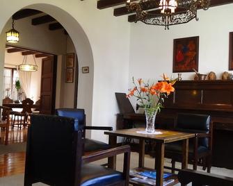 La Maison de La Bolivie - La Paz - Dining room