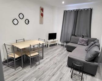 Vetrelax Southend Apartment - Westcliff-on-Sea - Restaurant