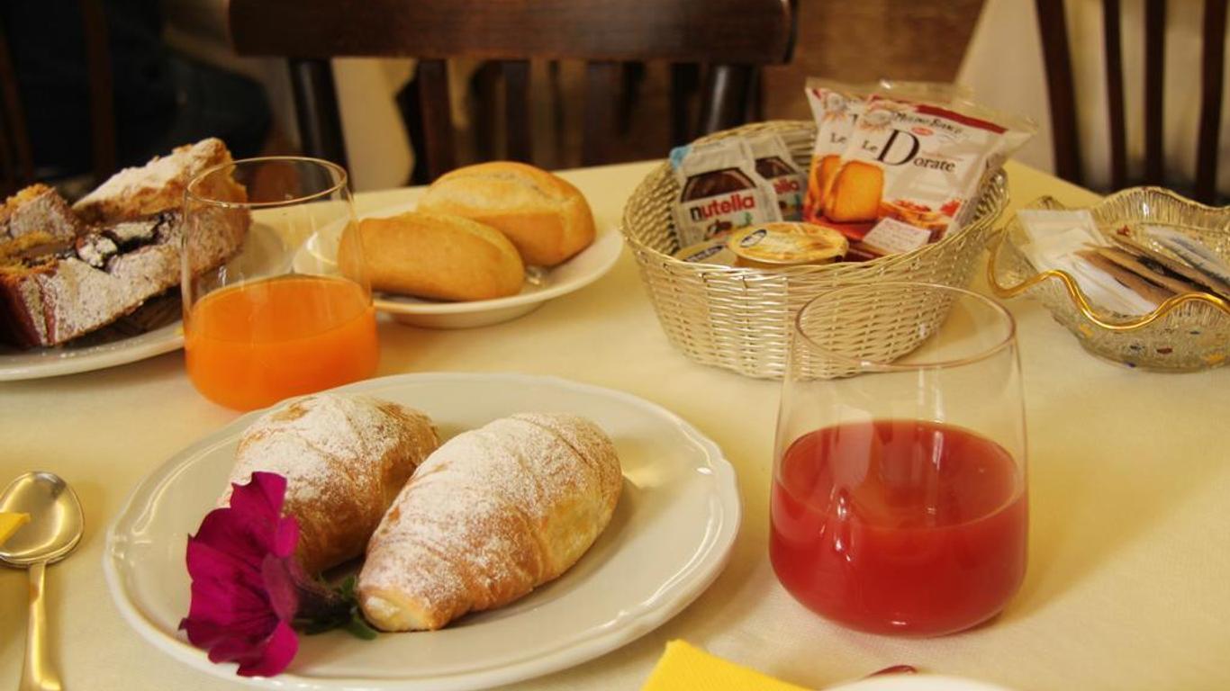 Monte Marsicano Hotel
