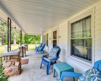 Historic Hawkins House Located on Sewanee Campus - Sewanee - Patio