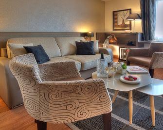 Best Western Plus Hotel Elixir Grasse - Grasse - Living room