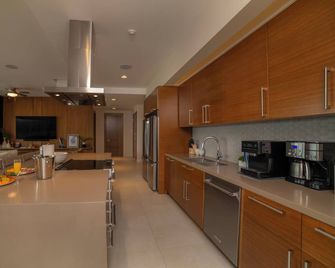 Casa Ohana 5 bdrs ocean view in Los Suenos - Jaco