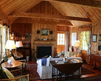 Christine's Cottage - Private Oceanfront - Blue Hill - Sala de estar