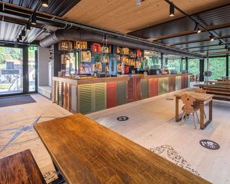 Oberstdorf Hostel - Oberstdorf - Bar