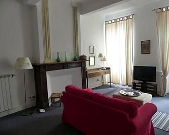 Hotel Saint Laurans - Aurignac - Living room