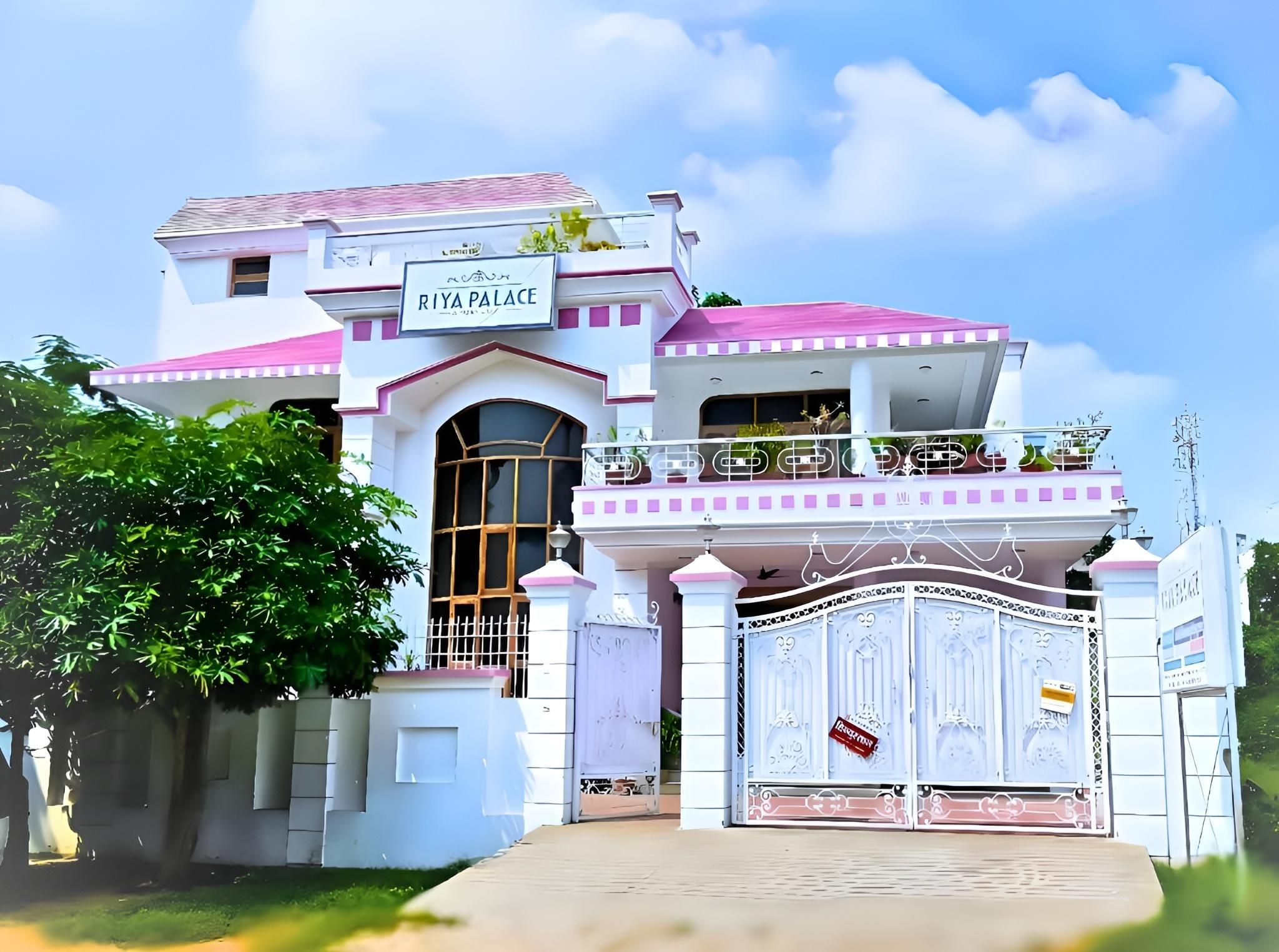 Riya Villa: Luxury Stay Varanasi - Varanasi - Bâtiment