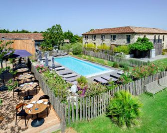 Le Domaine de Baulieu, Singuliers Hotels - Auch - Pool