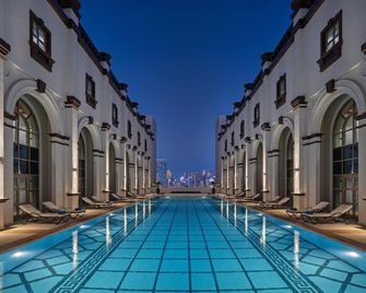 오크스 이븐 바투타 게이트 두바이 - 두바이 - 수영장
