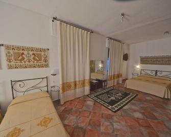 Su Marmuri - Ulassai - Bedroom