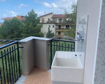 Appartamento 300m Dal Mare Amantea Calabria - Loceri - Balcony