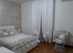 B&b La Rosa Gialla - Maranello - Slaapkamer