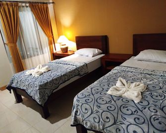 Ghamed Sari - Abang - Habitación