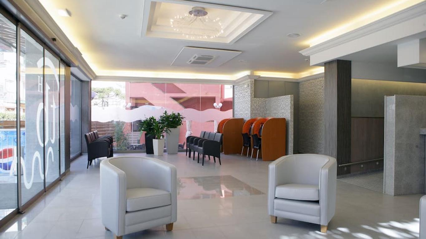 Tossa Beach Center