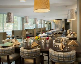 Skybridge Seattle Airport Hotel - סיטאק - מסעדה