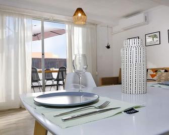 M&C Penthouse Santa Barbara - Alicante - Comedor