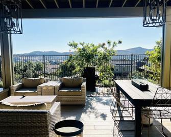 Stunning Home with Panoramic Views and Amazing Outdoor Living Space - Mission Viejo - Balcony