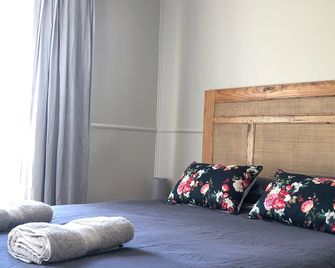 Fontenoy Cottage - Country Escape In The Heart Of The Snowies - 아다미나비 - 침실