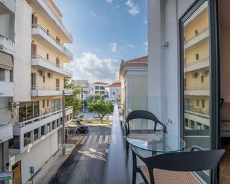 Ira-Hpa Hotel - Calamata - Varanda