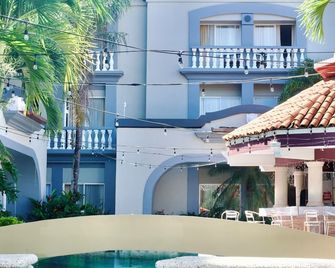 Quinta Real - La Ceiba