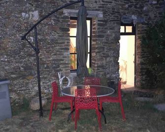 Bakers Cottage near broceliande forest - Mauron - Patio