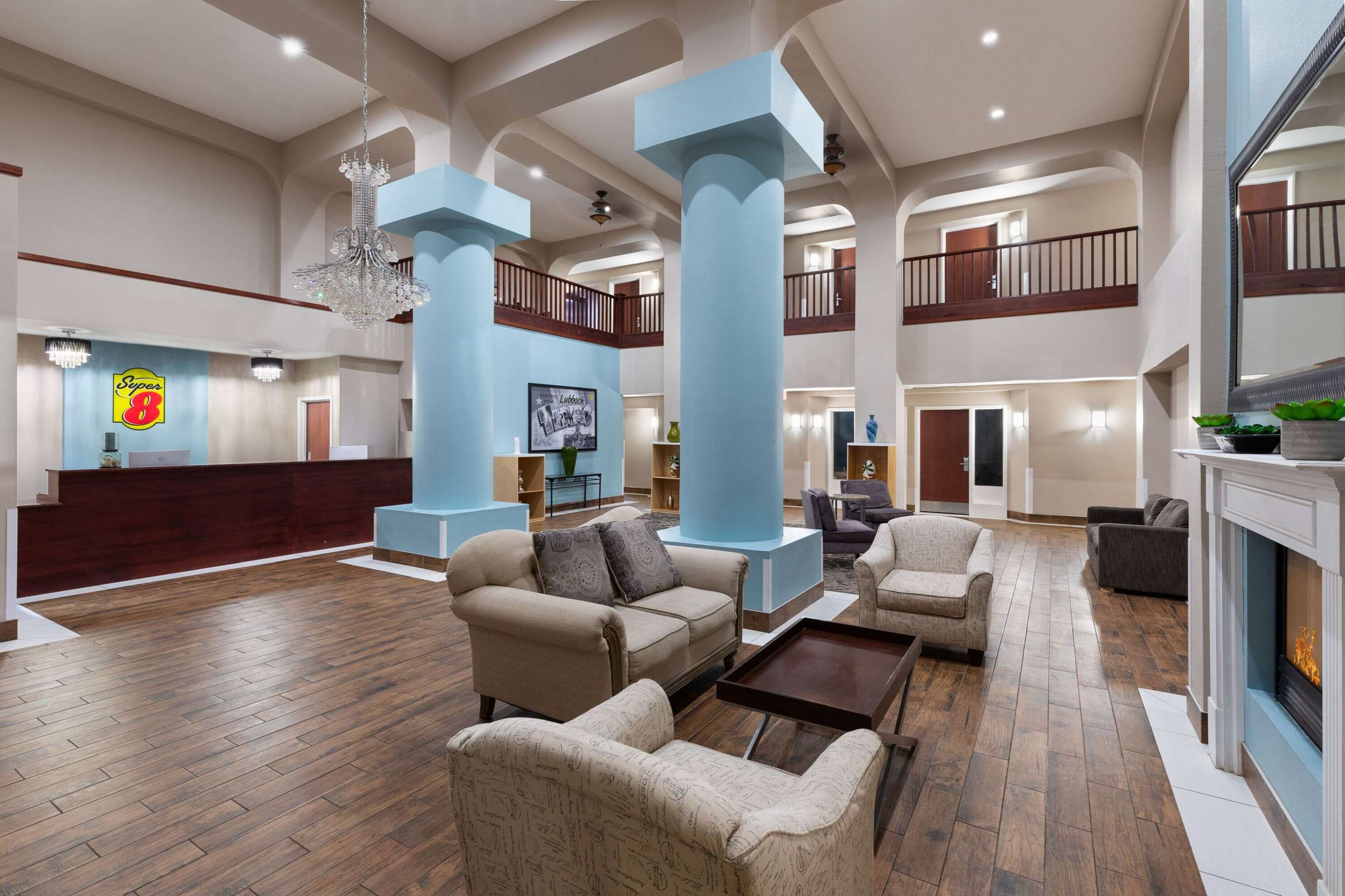 Super 8 by Wyndham Lubbock West - Lubbock - Lobby