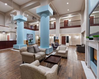 Super 8 by Wyndham Lubbock West - Lubbock - Lobby