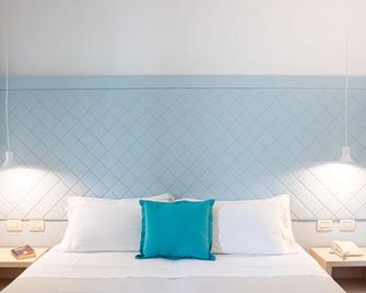 Pietrablu Resort & Spa - Cdshotels - Polignano a Mare - Yatak Odası