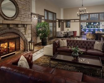 The Elms Hotel & Spa, a Destination by Hyatt Hotel - Excelsior Springs - Lobby