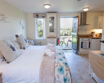 Mollett's Farm - Saxmundham - Bedroom