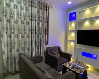 Le Lakeside - R-N.M - Kinshasa - Living room