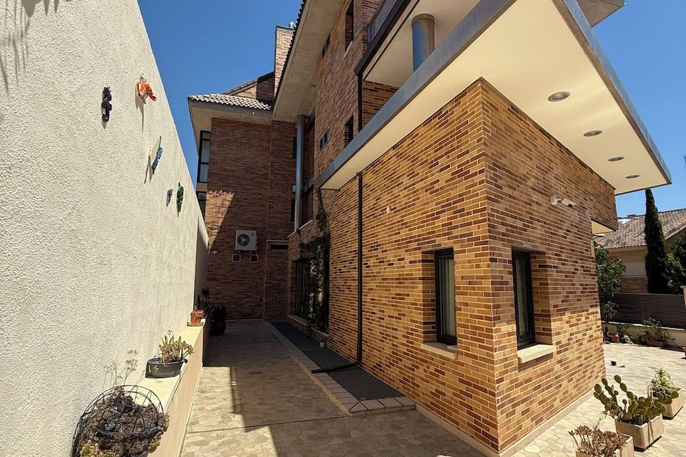 Hostal Los Coronales - מדריד