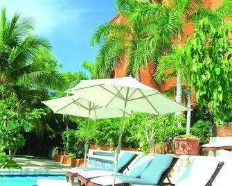 A Pacific Paradise In Mexico! - Zihuatanejo - Svømmebasseng