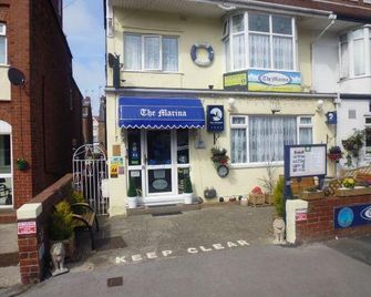 Home and Away Guesthouse - بريدلنغتون - مبنى