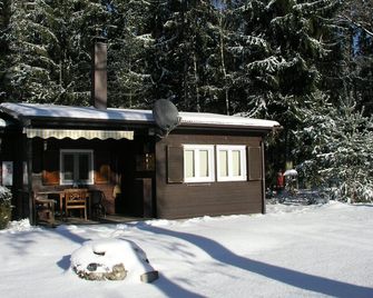 Cottage On The Lake With Lake View - Roding - Building
