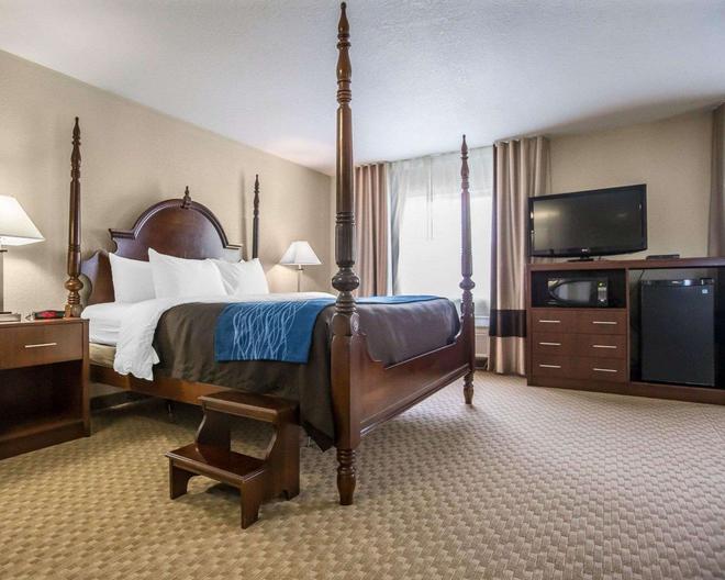 Quality Inn And Suites Dixon 75 1 2 1 Dixon Hotel Deals
